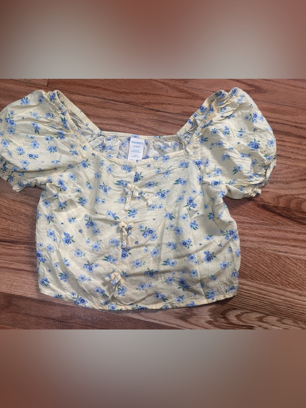 Girls Cream Floral Puff-Sleeve Pajama Top with Blue Flowers 10/12